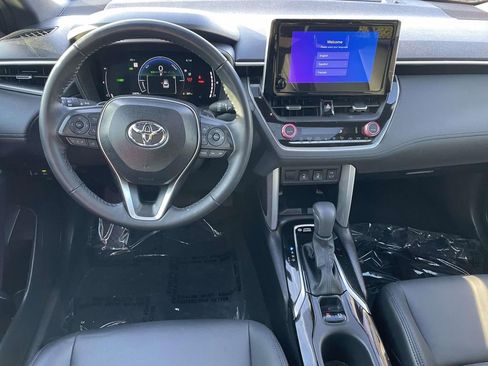 Used 2025 Toyota Corolla Cross AWD Hybrid w/ Convenience Package image 25