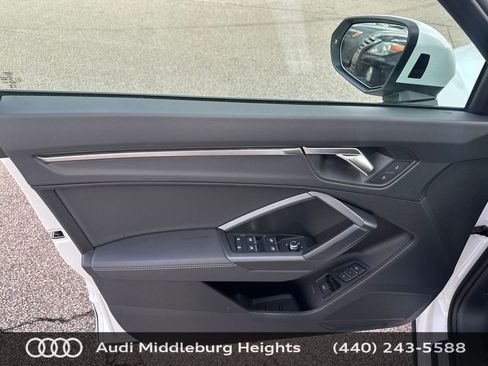 Used 2023 Audi Q3 2.0T Premium w/ Black Optic Sport Package AWD/4WD image 21