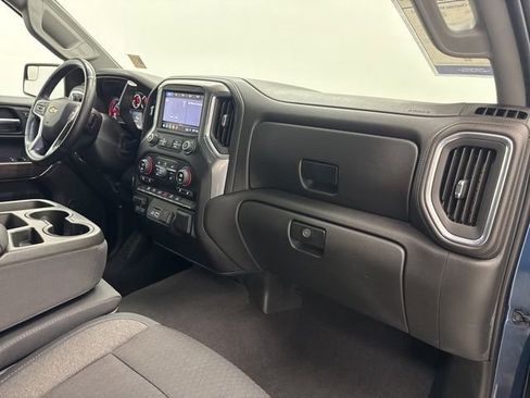 Used 2019 Chevrolet Silverado 1500 LT w/ All-Star Edition AWD/4WD image 32