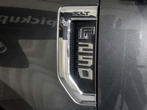 Used 2020 Ford F250 XLT image 41