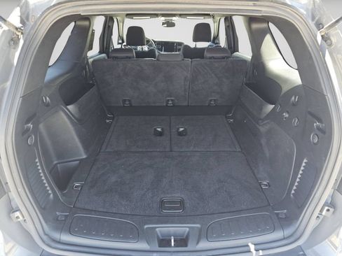 Used 2023 Dodge Durango SXT AWD/4WD image 24