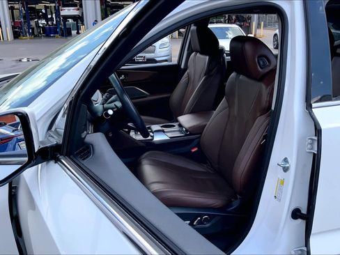 Used 2023 Acura MDX FWD w/ Technology Package image 8