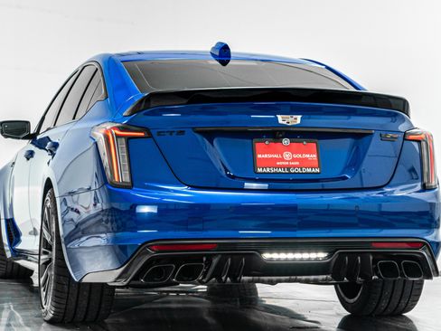 Used 2026 Cadillac CT5 V Blackwing w/ Deep Ocean Appearance Package RWD image 7