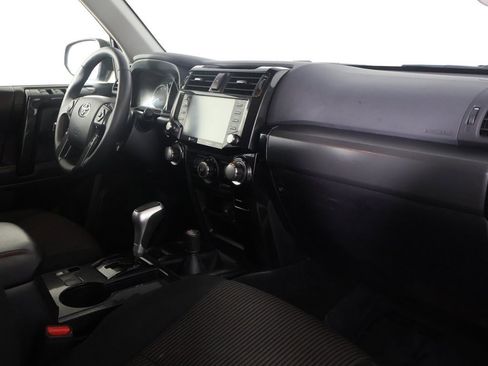 Used 2024 Toyota 4Runner TRD Off-Road image 25