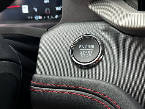 New 2025 Ford Explorer ST-Line w/ Premium Package RWD image 28
