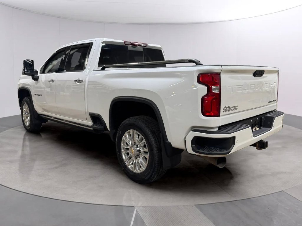 Used 2023 Chevrolet Silverado 2500 High Country w/ Z71 Off-Road Package AWD/4WD image 5