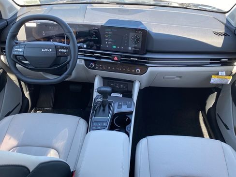 New 2026 Kia Sportage EX image 23