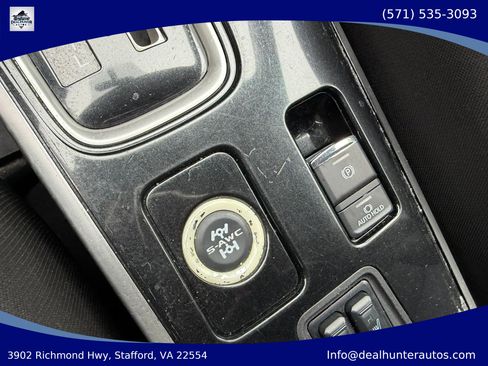 Used 2018 Mitsubishi Outlander SE AWD/4WD image 26