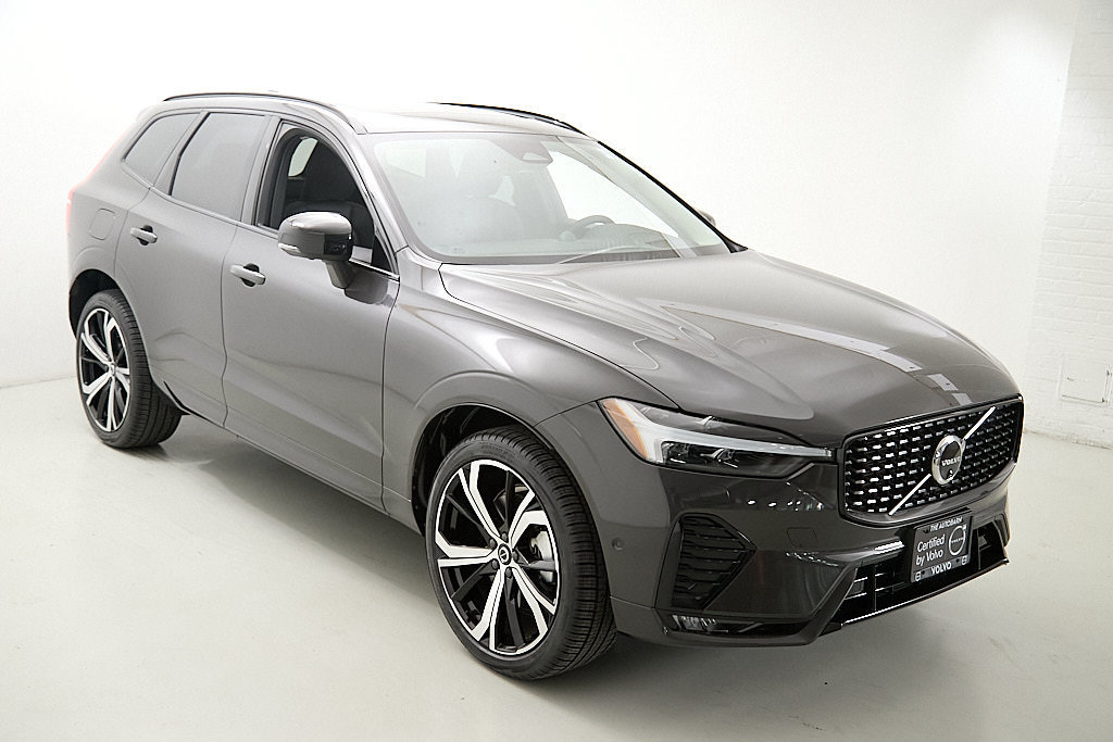 Certified 2024 Volvo XC60 B5 Ultimate w/ Climate Package AWD/4WD image 5