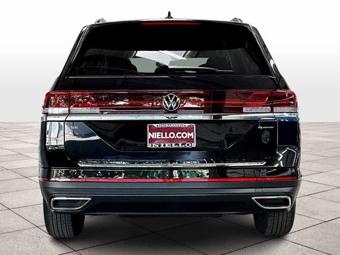 New 2026 Volkswagen Atlas SE image 6