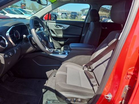 Used 2024 Chevrolet Blazer LT w/ Convenience Package FWD image 10