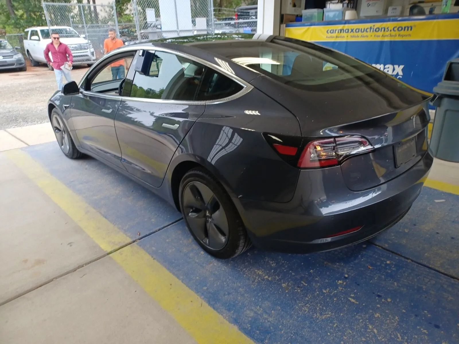 Used 2019 Tesla Model 3 Standard Range Plus RWD image 4