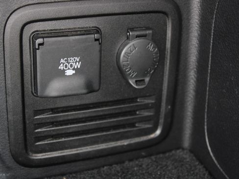 Used 2024 Toyota 4Runner SR5 image 31