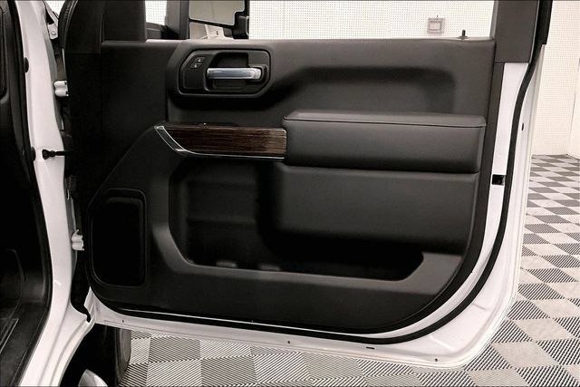 Used 2022 GMC Sierra 3500 SLE w/ SLE Convenience Package AWD/4WD image 19