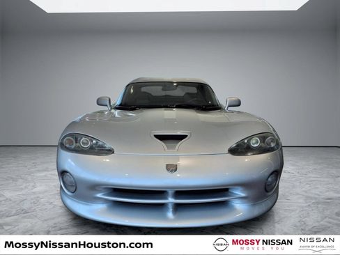Used 1998 Dodge Viper GTS RWD image 3
