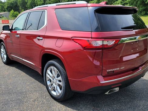 Used 2021 Chevrolet Traverse High Country AWD/4WD image 9