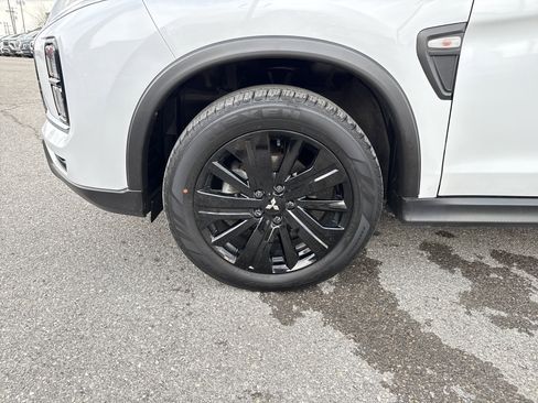 Used 2024 Mitsubishi Outlander Sport LE image 10