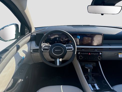 New 2026 Hyundai Tucson SEL FWD image 15