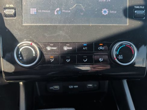 Used 2023 Hyundai Santa Cruz SEL AWD/4WD image 24