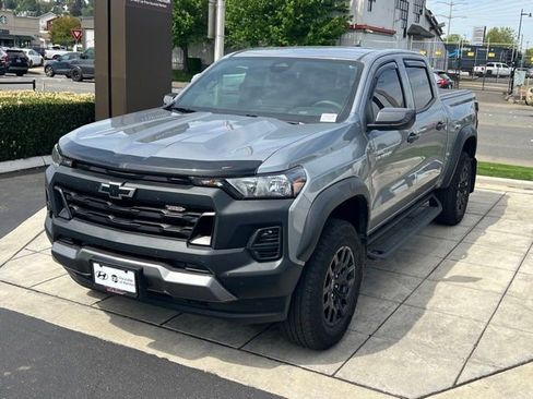 Used 2025 Chevrolet Colorado Trail Boss AWD/4WD image 5