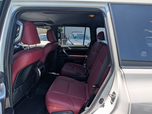 Certified 2023 Lexus GX 460 Luxury w/ Sport Design Package AWD/4WD image 15