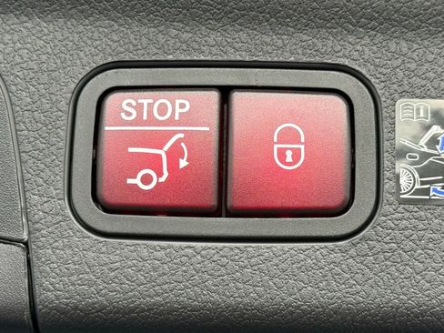 New 2026 Mercedes-Benz GLE 53 AMG 4MATIC image 13