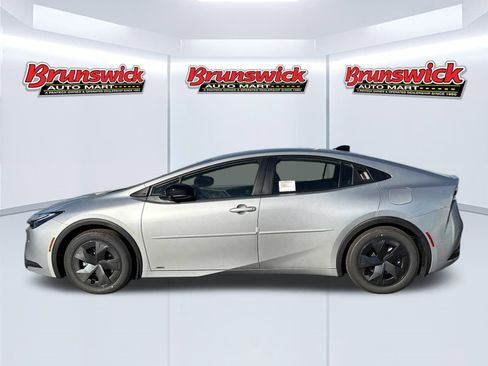 New 2026 Toyota Prius LE AWD/4WD image 3