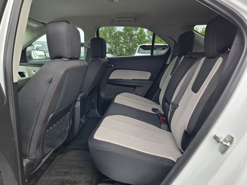 Used 2017 Chevrolet Equinox LS image 36