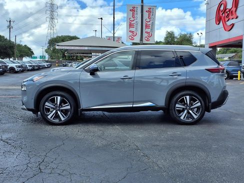 Used 2023 Nissan Rogue Platinum w/ Platinum Premium Package FWD image 9