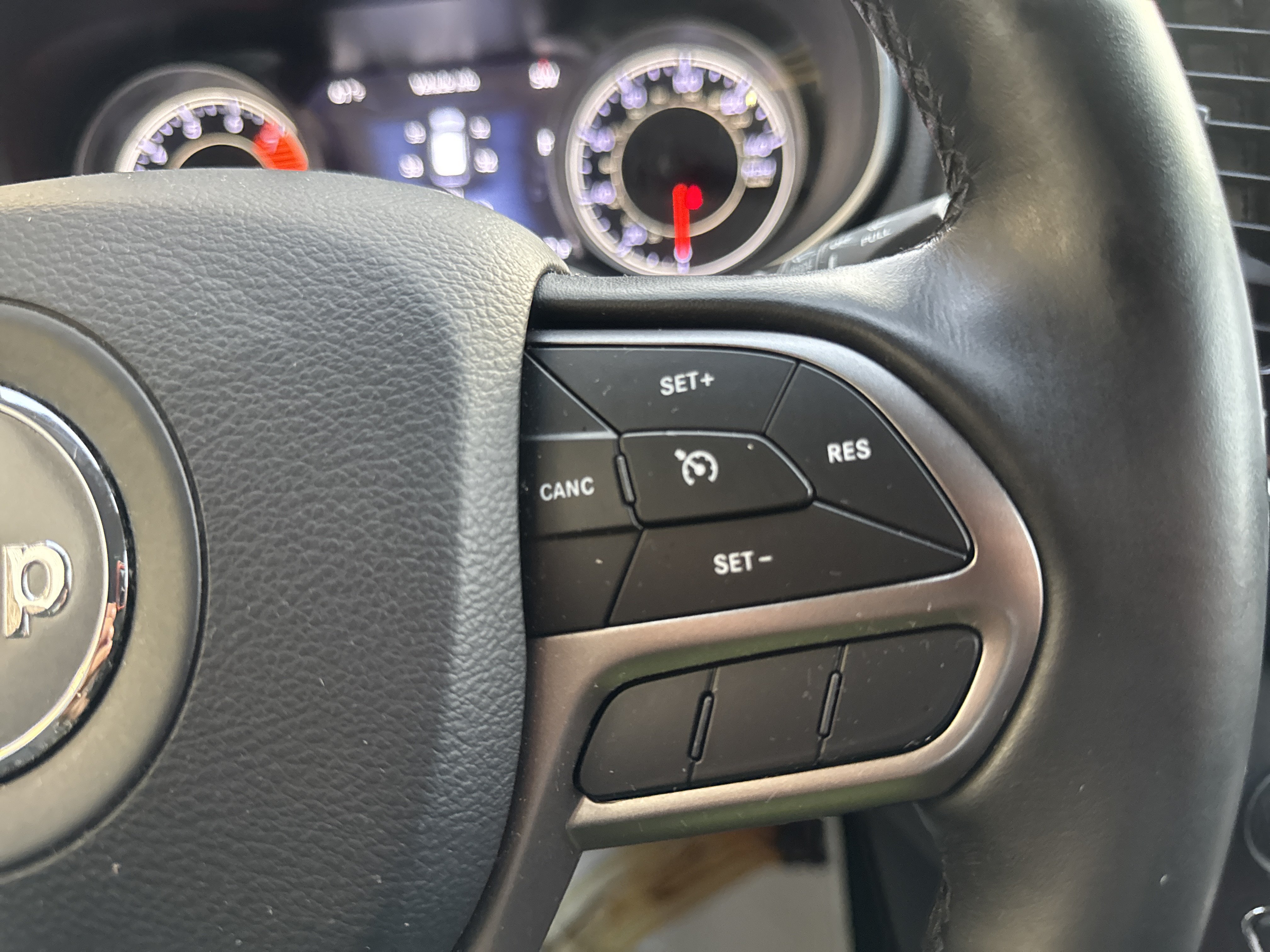 Used 2020 Jeep Cherokee Limited AWD/4WD image 19