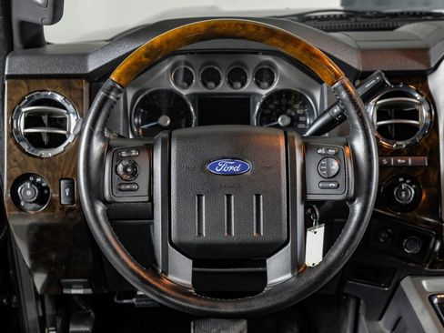 Used 2016 Ford F250 Platinum w/ FX4 Off-Road Package image 16