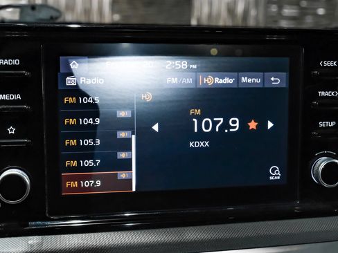 Used 2022 Kia K5 LXS FWD image 25