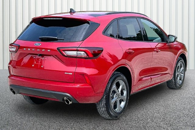 Used 2024 Ford Escape ST-Line w/ Tech Pack #1 AWD/4WD image 10