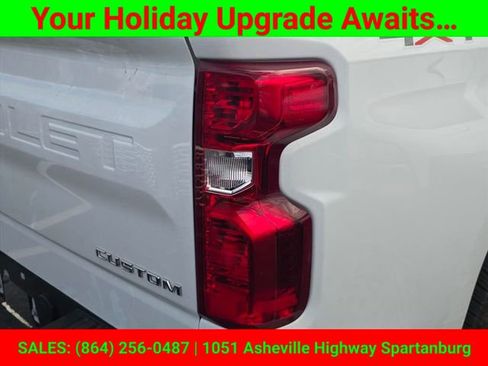 Certified 2024 Chevrolet Silverado 1500 Custom image 25