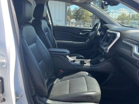 Used 2023 GMC Acadia SLT AWD/4WD image 31