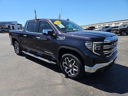 Used 2022 GMC Sierra 1500 SLT AWD/4WD image 10
