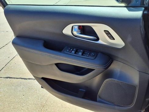 New 2026 Chrysler Pacifica Limited w/ S Appearance Package image 47