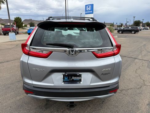 Used 2017 Honda CR-V LX image 7