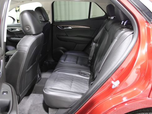 Used 2023 Buick Envision Avenir image 25