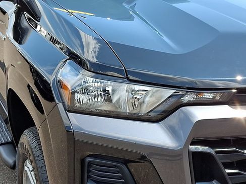Used 2024 Chevrolet Colorado LT w/ LT Convenience Package II RWD image 10