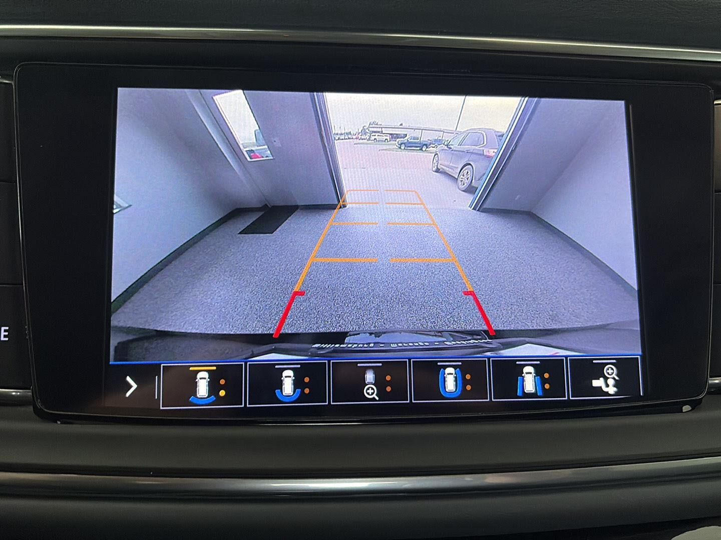 Used 2021 Buick Enclave Premium w/ Surround and Sites Package AWD/4WD image 20