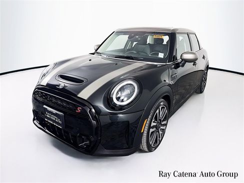 Certified 2023 MINI Cooper S image 3