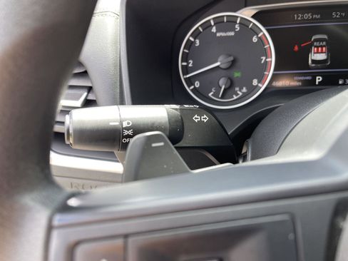 Used 2023 Nissan Rogue S FWD image 16