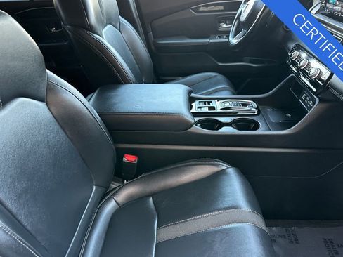 Certified 2023 Honda Pilot EX-L image 17
