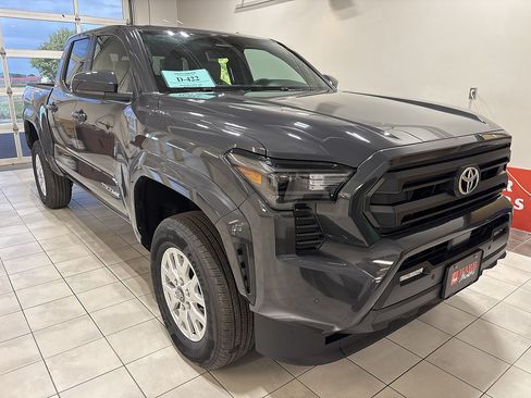 New 2026 Toyota Tacoma SR5 AWD/4WD image 5