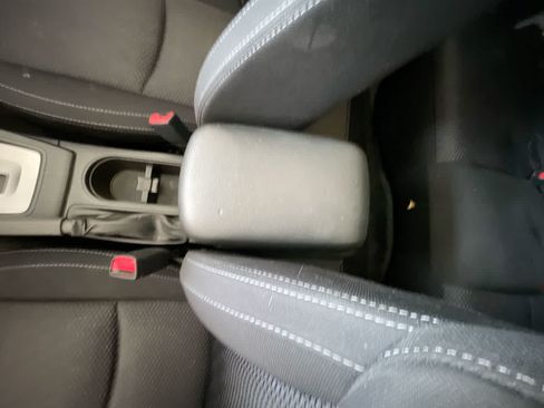Used 2018 Subaru Forester 2.5i Premium w/ All-Weather Package AWD/4WD image 20