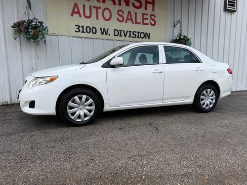 Used 2010 Toyota Corolla LE w/ LE EVP Pkg #1 FWD image 8