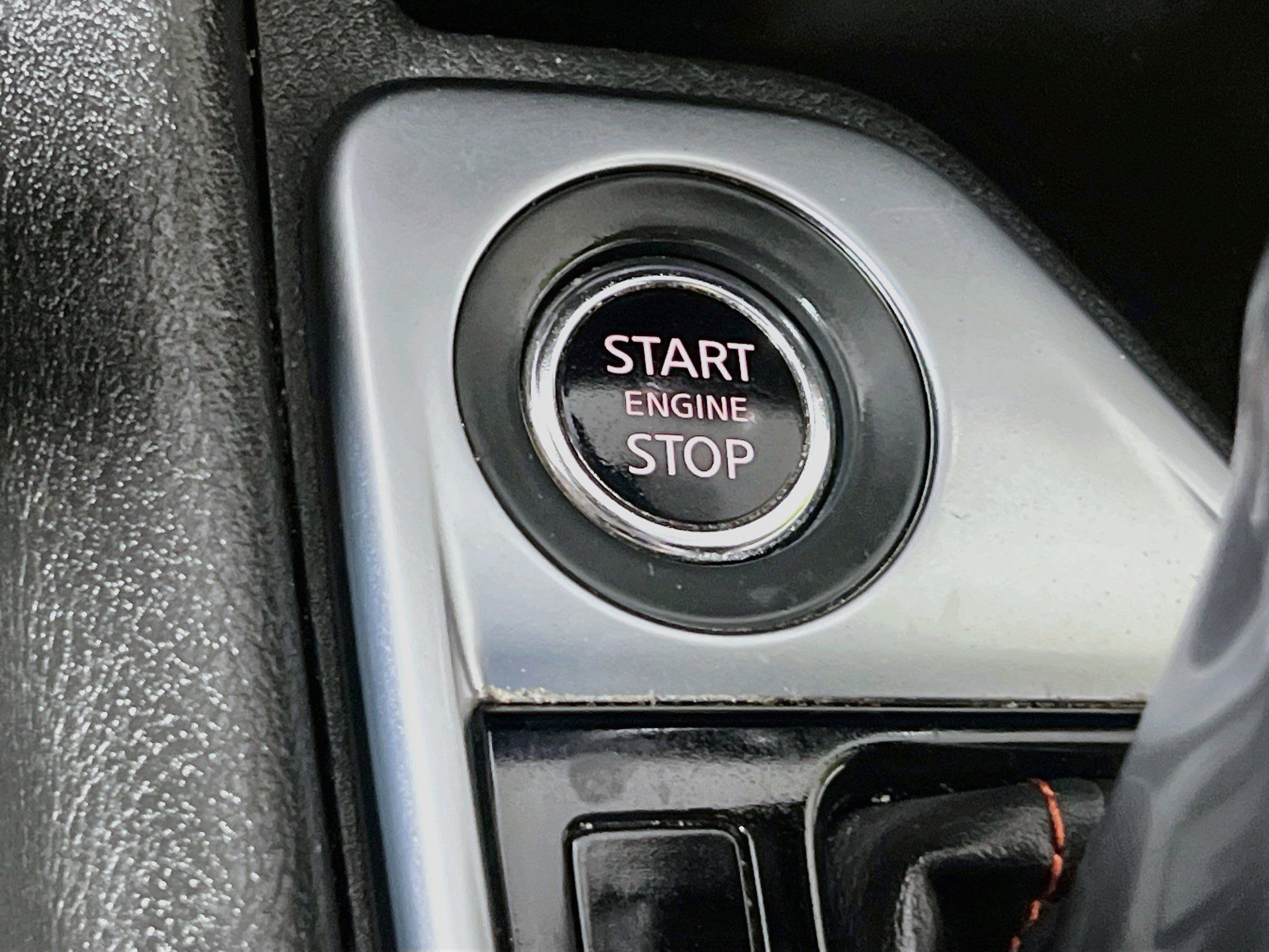 Used 2025 Nissan Sentra SR FWD image 23