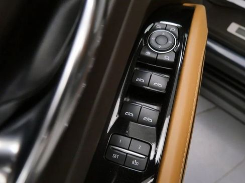 Used 2021 Cadillac Escalade Premium Luxury w/ Driver Assist Tech Package AWD/4WD image 14