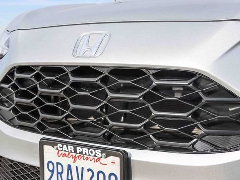 Used 2025 Honda HR-V LX image 13